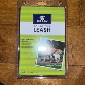 Double dog leash. For easy walking of 2 dogs